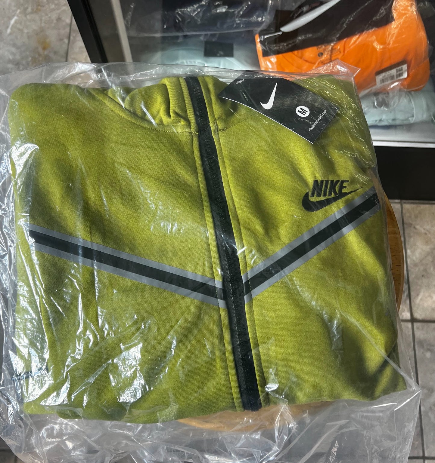 Nike Tech Fleece Jacket – Green