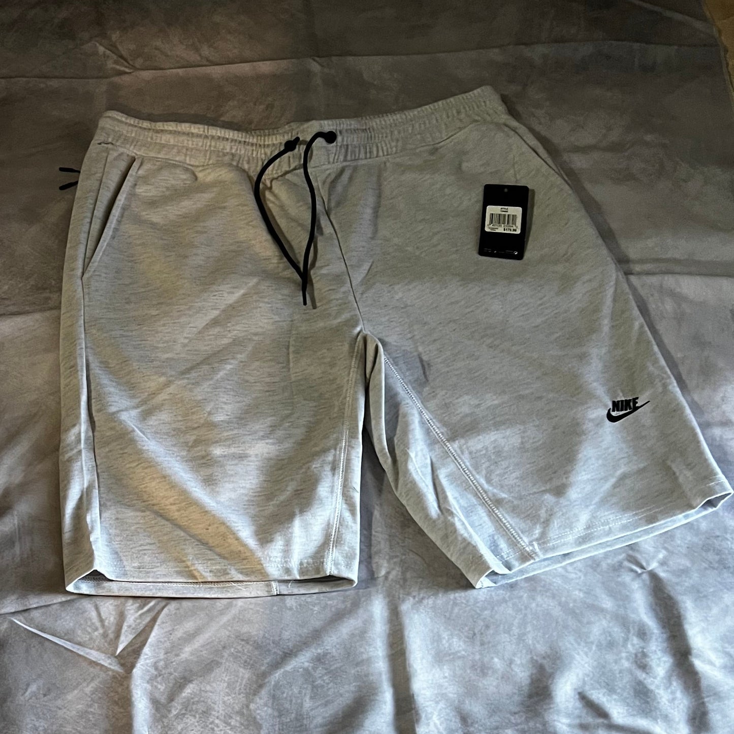 Nike Fleece Shorts – Multiple Colors (Sizes S–4XL)