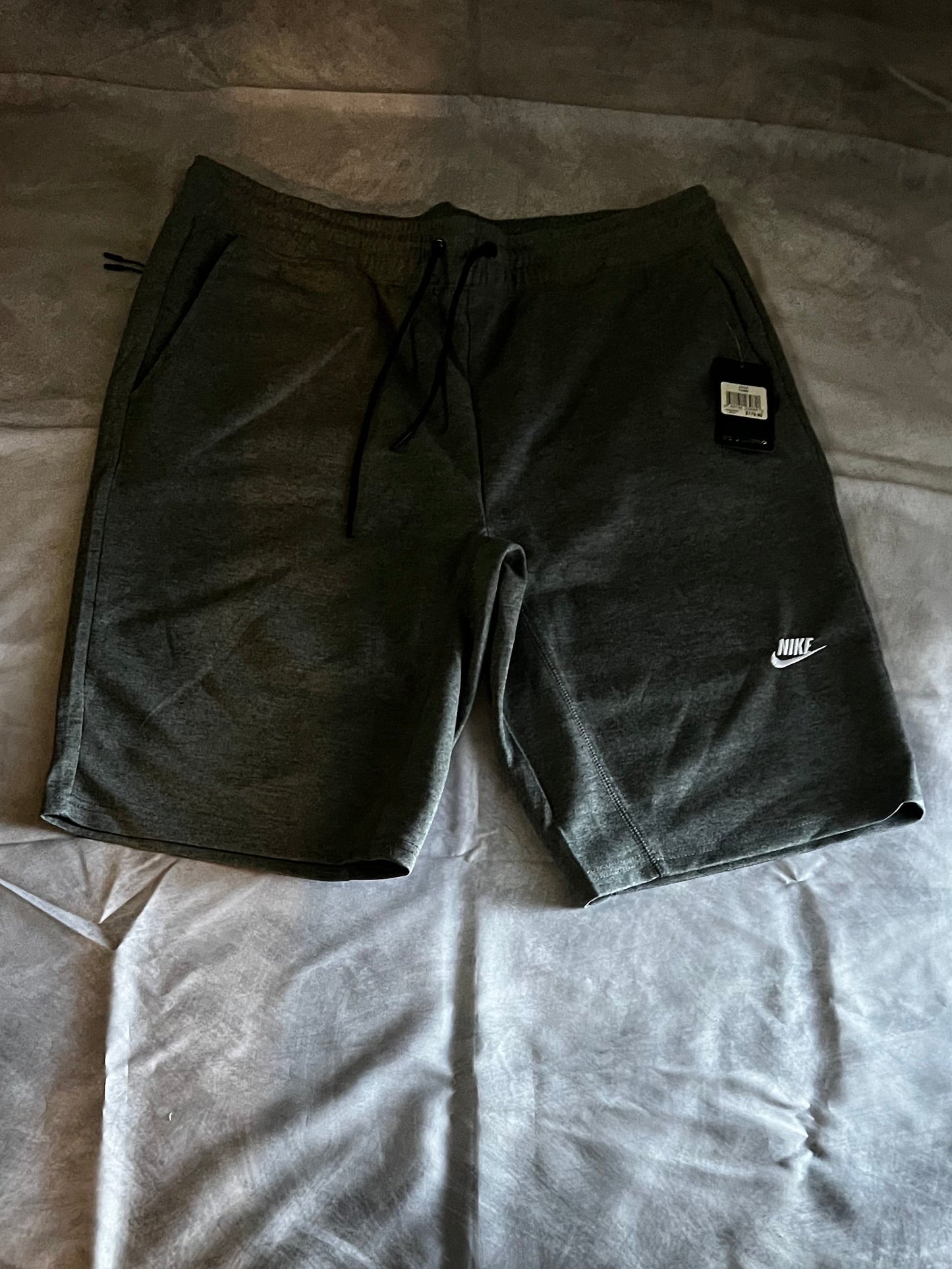 Nike Fleece Shorts – Multiple Colors (Sizes S–4XL)